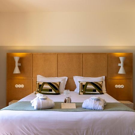 Hotel Restaurant Villa Josephine LʼÎle-Rousse Екстериор снимка